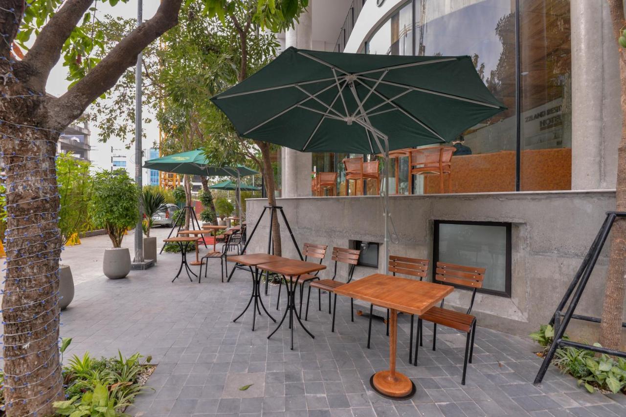 22Land Hotel & Residence 河内 外观 照片